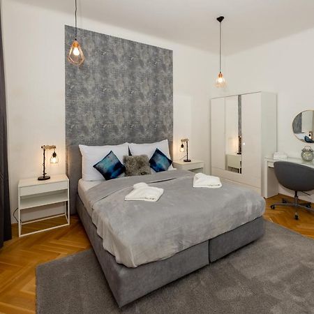 Delightful 1 Bedroom Near Schoenbrunn And Westbahnhof With Big Porch Vienna Exterior photo